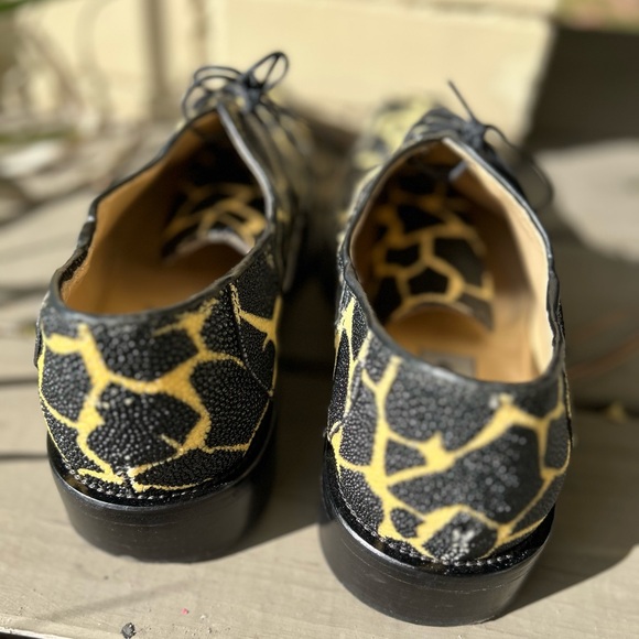 Tullio Men’s Genuine Stingray Shoes - Picture 3 of 6